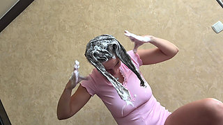 Overflow Shampoo Hair Tease Ponytail Style