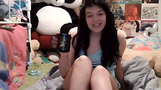 Cute blonde amateur webcam teen masturbating