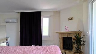 Love Chat Big Boobs Brunette Masturbating For Cam