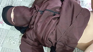 A Muslim Girl in Burqa Was Hardly Banged