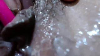 Amateur hottie solo masturbation