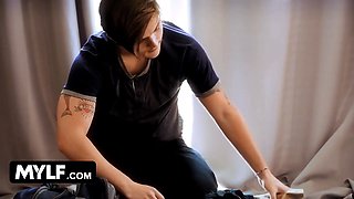 Dominative cougar Penny Barber makes babe Reese Robbins bang her step bro in taboo threeway - mylf