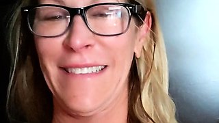 amateur blonde solo webcam