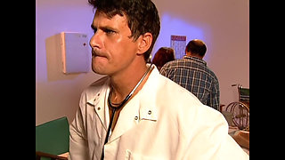 Luna and Rhiannon: an Unexpected Lesbian Fuck with Strapon