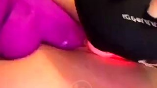 Big boob brunette masturbates on webcam