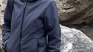 Fast Blowjob in the Beach - People Won't Stop Passing