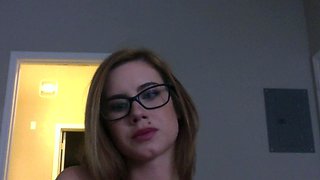 Amateur Webcam Babes Going Solo
