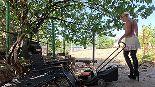 Cranking in Sexy Platform Shoes Lawn Mower & Car Wont Start