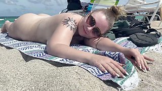 Brunette MILF gives outdoor blowjob