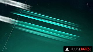 Lilu Moon’s Stunning Feet Covered in Hot Fetish Bliss