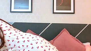 Gorgeous Facebook teen babe strips and toys on webcam