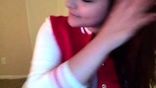 Big boob brunette masturbates on webcam