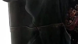 Jilbab Ngentot Di Belakang Rumah, Memeknya Masih Merah