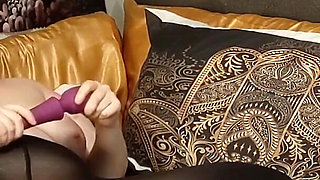 Playing with my pussy in pantyhose