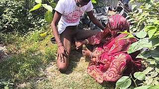 Indian hot wife ki jungle mein chudai ki fouking big Ass