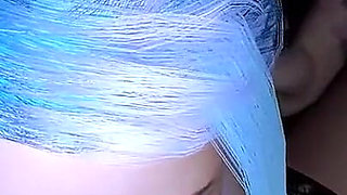Two girls with brightly colored hair double blowjob : 3D Porn