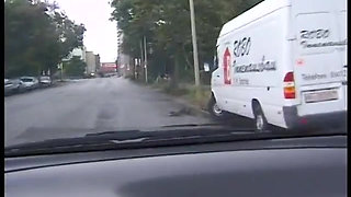 Picked up ebony with colored hair gives a nice blowjob to a driver