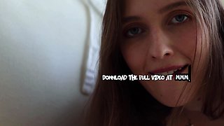 Czech natural talent reveals her pussy