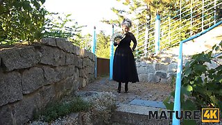 Mature4k. the countess\u2019 snatch