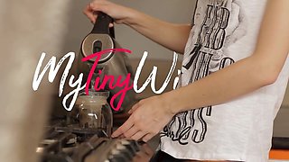 Mytinywish-kinky Bombshell Edita a Loves Bumfuck in the Kitchen (Serpente Edita, jessie luv, leo dee, priyanka halder, shawna mompov, sushibunniii, tinydancer0107)