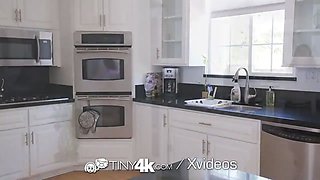 TINY4k Step daughter Riley Reid uses step fathers day gift on step dad