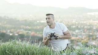 Flirtatious Bella Rose - masturbating video - Cherry Pimps