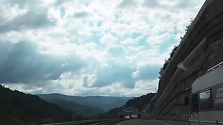 How Many Time She Pee on the 14h Road Trip