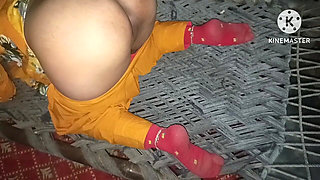 Desi Punjabi Bhabhi Fucks in Doggy Style