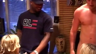 Hot Chocolate Bitch Gets Banged