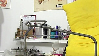 Cam recording of natural big busty stepmom gyno exam