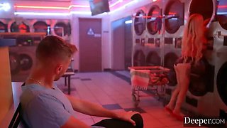 Kenzie Reeves Secret Public Sex with BBC - Petite Cheater Gets Deeper