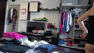 Amateur Wife Has Fun Trying on Clothes and Cutting Them.