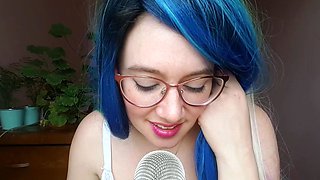 Amateur Webcam Teen Masturbates And Teases