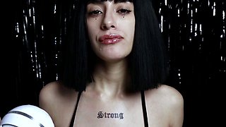 WOULD SHE HAVE SEX WITH A FAN?  (QUESTIONS & ANSWERS)