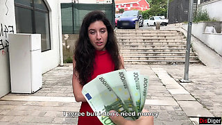 DisDiger's Russian Cutie Gets a Tempting Street Offer for Rough Deepthroat and Creampie Sex