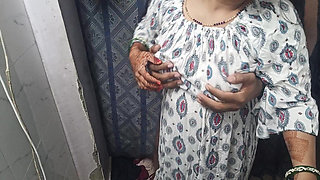 Big Boobs Lactating Indian Wife Fucked Full Hard Sex in Doggystyle