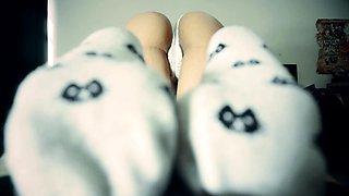 Pussy toying busty high heeled stunner solo pov masturbation