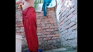 Hot Sexy Girl Very Sexy Girl Is Taking Bath While Bathing Our Stepbrother Came Had to Turn off the Camera Again