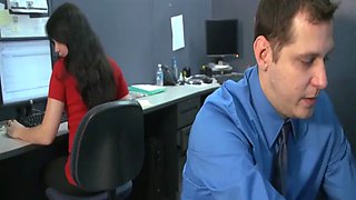 REMASTERED MONDAY: Jewel, 61, gets a creampie from a young employee