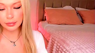 Blonde teen Sierras first erotic masturbation video