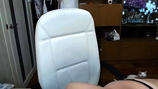 Sexy hottie Anetta Keys enjoys a solo toy masturbation