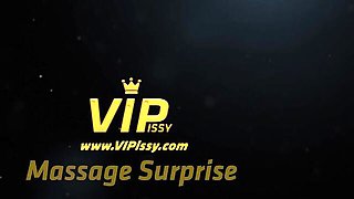 Cover-girl Nicole Love's vipissy video