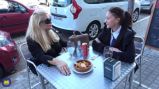 Strong tall curvy mature lady fucking rough a skinny teen.