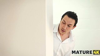 Divine Lynna Nilsson at first time video