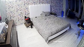 Amateur Hidden Cam with Dildo Wives
