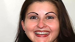 Suzie Sweet’s Supercharged Passion in a Car Heatwave