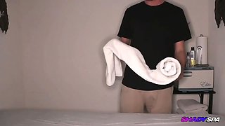 Shadyspa - Ainsley & Kiki Double Handjob
