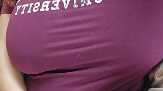 Feel so Good Playing with My Pussy