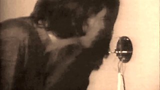 Brunette amateur slut fucking hardcore and taking facial
