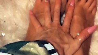 Amateur Foot Fetish Girlfriend Sucks and gives a Footjob